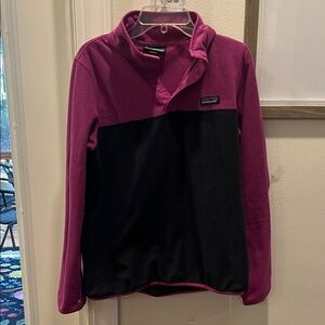 Patagonia Magenta and Black Fleece Pullover